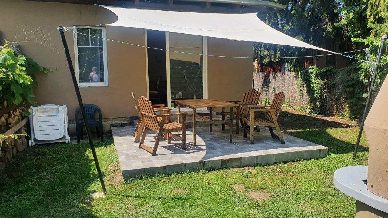 Alkotas Villa Balatonmariafurdo Exterior photo