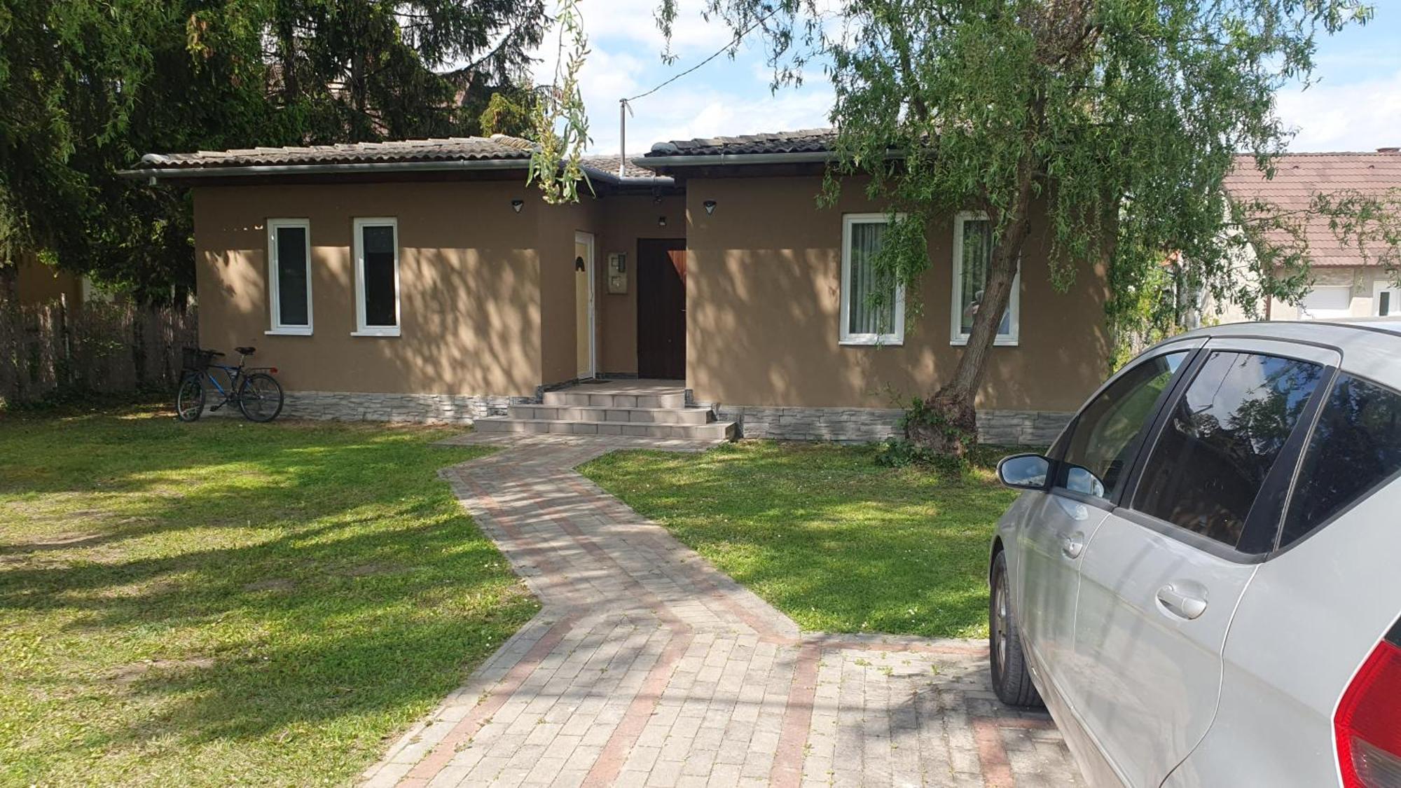 Alkotas Villa Balatonmariafurdo Exterior photo